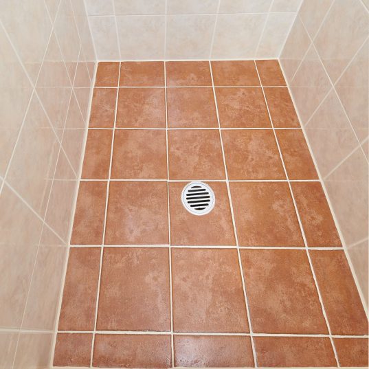 bathroom after retiling 3