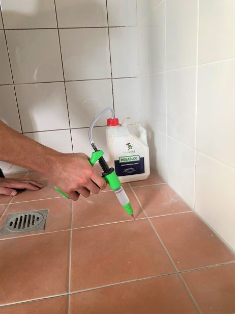 Filing tile gaps with Megabloc from Megasealed