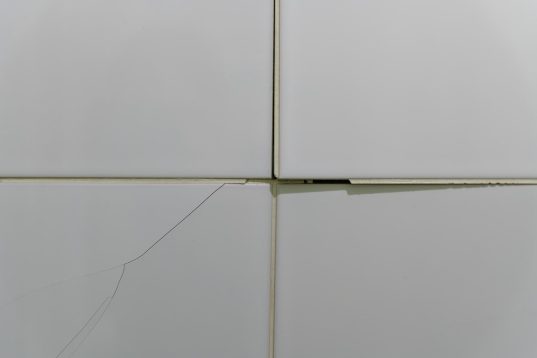 megasealed cracked wall tiles